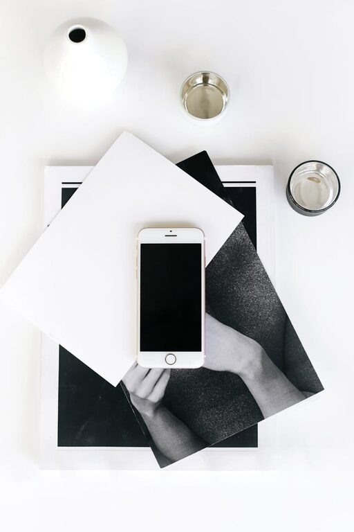 Simple Ways to Reduce Household Paper Clutter Effectively